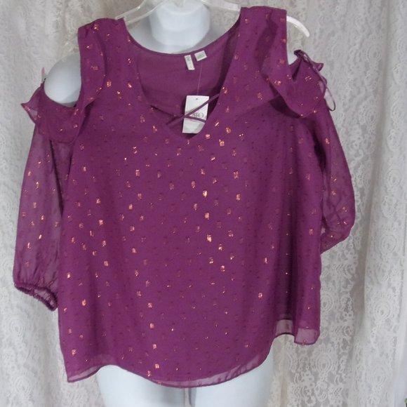 Cato Tops - Cold Shoulder Top Purple w/Rose Gold Accents Size L NWT